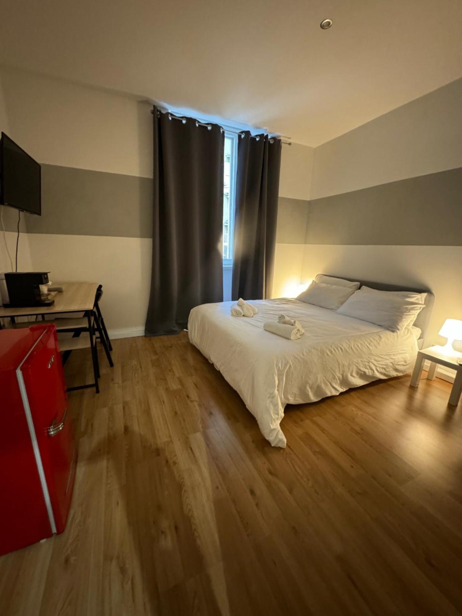 Il Tasso Rooms & Apartments Триест Экстерьер фото